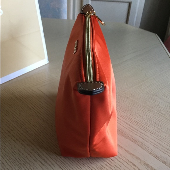 LAST ONE‼️ Michael Kors Tangerine Travel Pouch - Picture 4 of 9